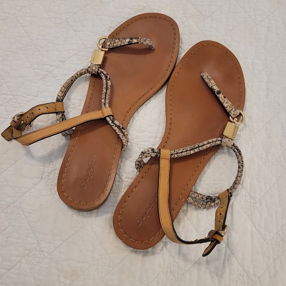 Coach "Charleen" goldtone and snakeskin thin-sole thong sandals size 8.5 B - Picture 1 of 13